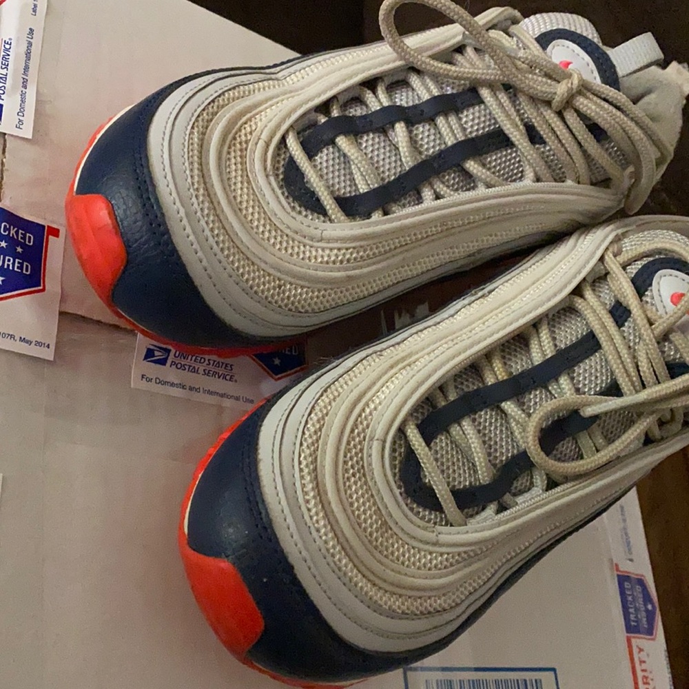 Woman’s Air Max